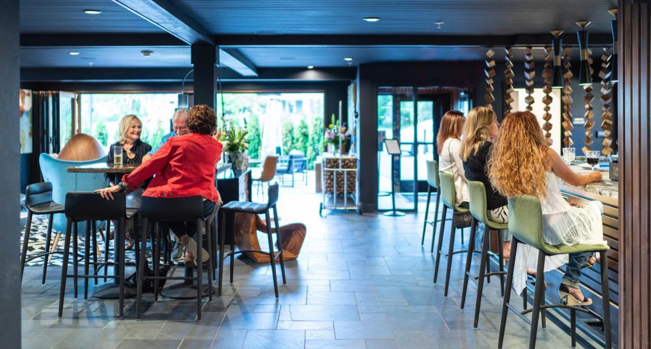 Hotel The Earl In Charlevoix Esterno foto